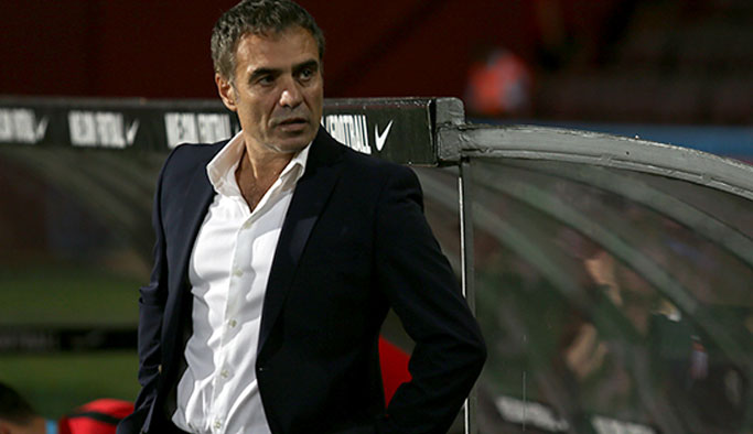 Yanal'dan hücum eleştirisi