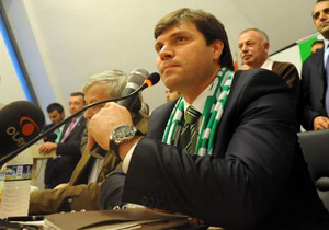 Ertuğrul Bursa'ya imza attı