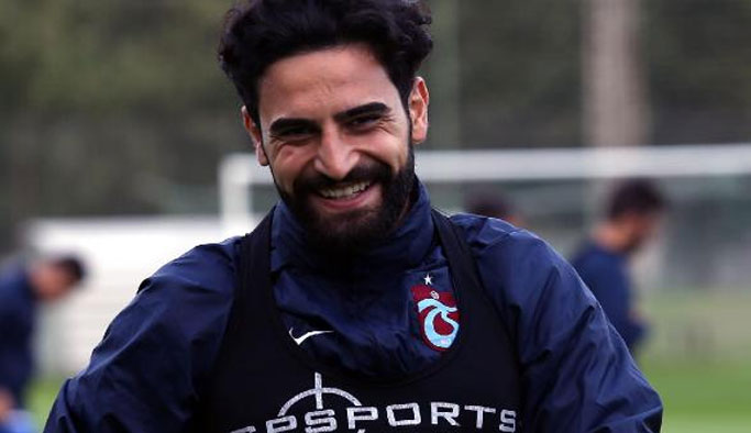 Trabzonspor'da Mehmet Ekici görüşme odasına