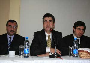 İhaleler yandaşlara gidiyor