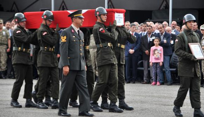 Artvin şehidine veda