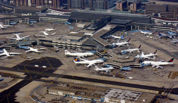 Almanya'da şüpheli kişi alarmı!