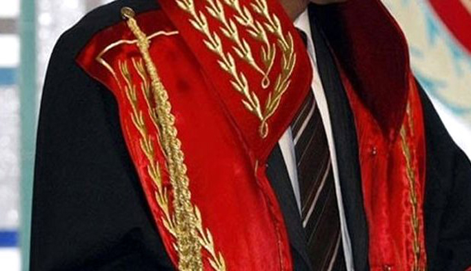 Meslekten atıldılar