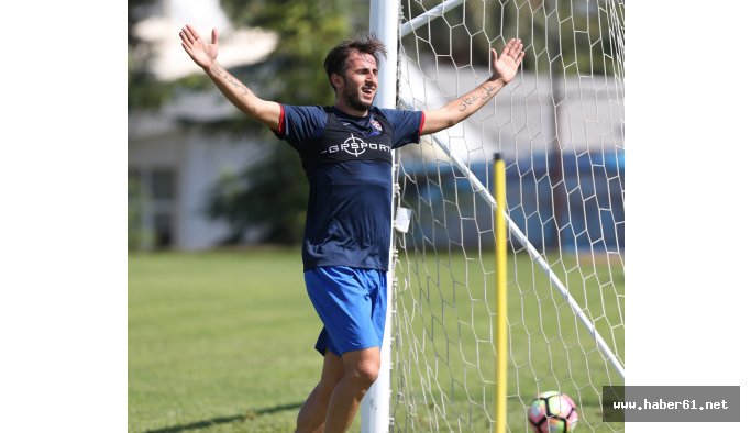 Zeki Yavru'yu hırs bastı!