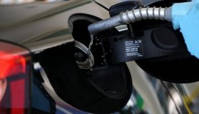 Benzin ve motorine gece yarısı indirim: Yeni fiyatlar açıklandı