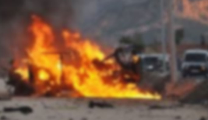 Bomba yüklü 3 araç imha edildi