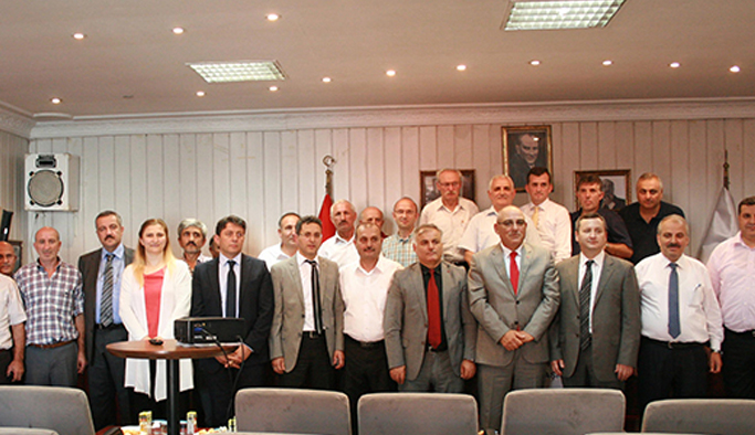 Trabzon'da esnafa seminer