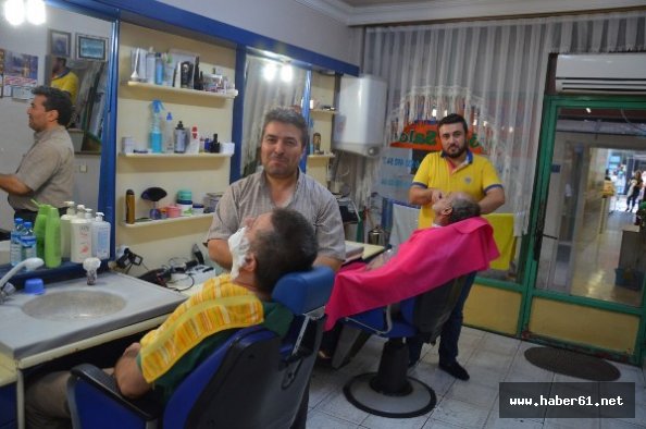 Berberler bayram mesaisinde