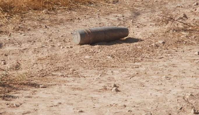 Yayladağı'na top mermisi düştü