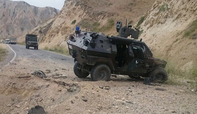 Askeri araca EYP’li saldırı