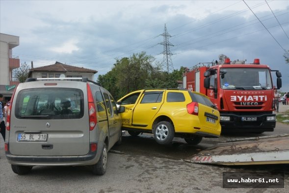 Ordu'da trafik kazaları: 4 yaralı