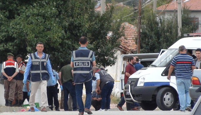 Arazi kavgasında dehşet saçtı: 4 ölü, 1 yaralı