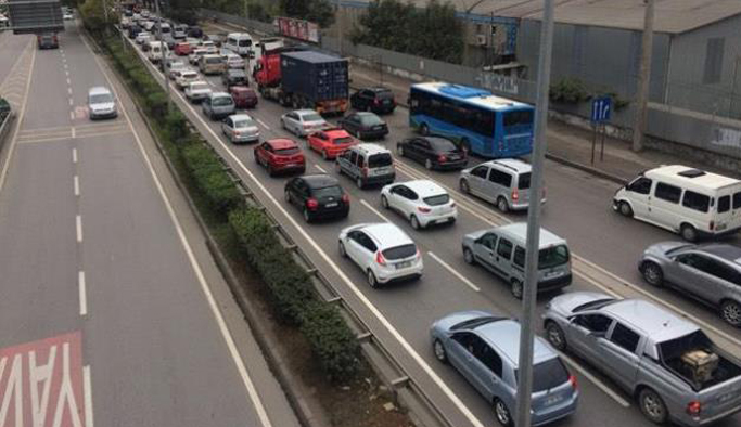 Trabzon’un trafik sorununu kim çözecek?