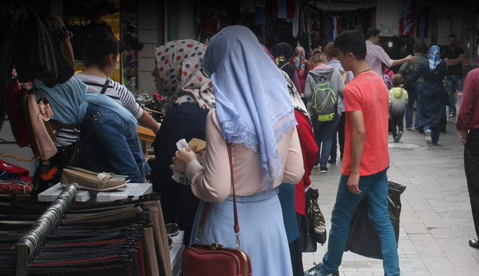 Trabzon'da çarşı pazar hareketlendi