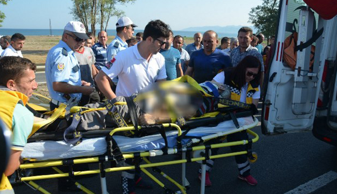 Yoldan karşıya geçmeye çalışırken hayatını kaybetti