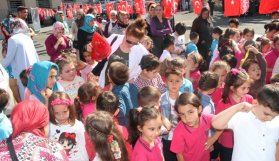 Minikler okullu oldu