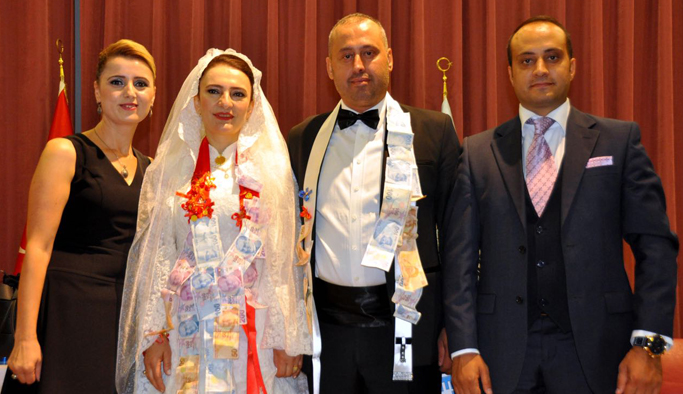 Filiz ve Abdülkadir dünya evine girdi