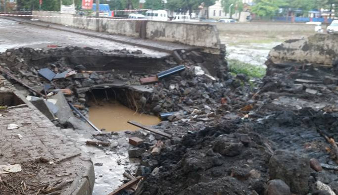 "Beşikdüzü'nde zarar çok fazla"