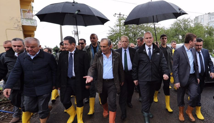 Süleyman Soylu Afet bölgesinde