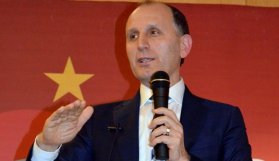 Usta Beşikdüzü'nü unutmadı