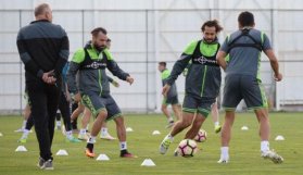 Trabzonspor'un rakibi çalışıyor