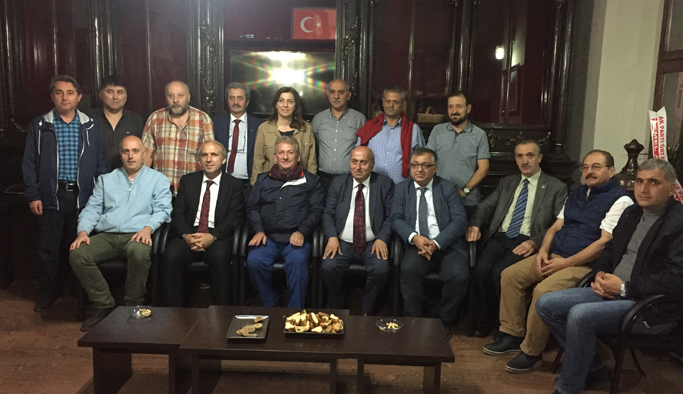 Haluk Pekşen Beşikdüzü'nde ona dikkat çekti