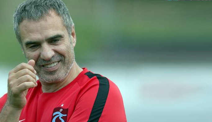 Yanal futbolcularını böyle kutladı