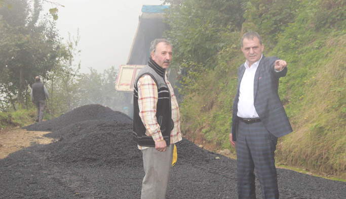 Yomra'da asfaltlama sürüyor