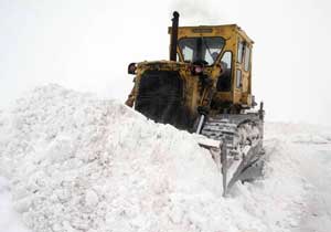 330 köy yolu ulaşıma kapandı