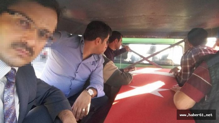 İmamdan şehit cenazesinde selfie rezaleti!