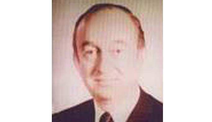 Eski bakan hayatını kaybetti