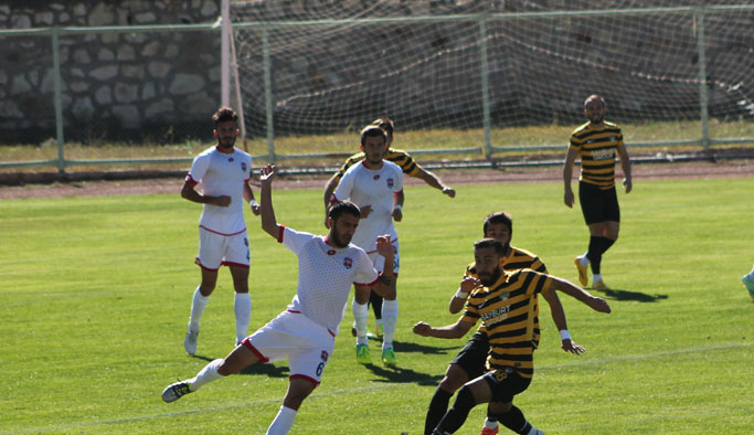 Bayburt evinde galip geldi