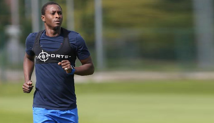 N'doye kulübeye hapsoldu