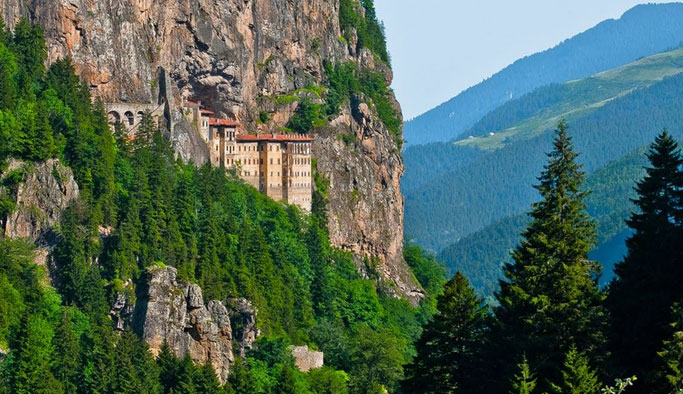 Trabzon Milletvekili Sümela Manastırı'nı Başbakan Yıldırım'a sordu