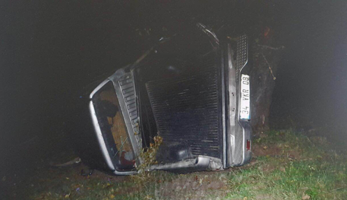 Artvin'de araç uçuruma yuvarlandı