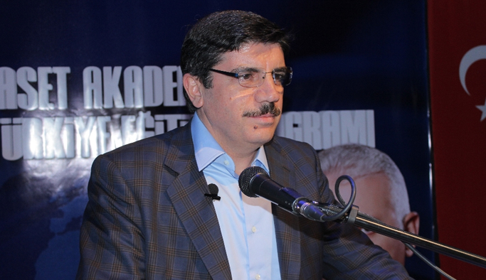 "FETÖ’nün 17 üniversitesi kapatıldı"