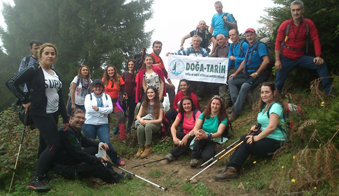 Kadıralak beyaz gelinliğe büründü