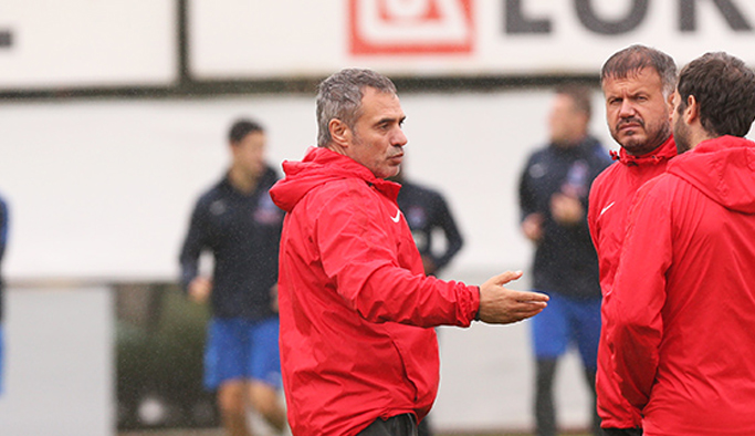 Ersun Yanal'dan o isme özel görev