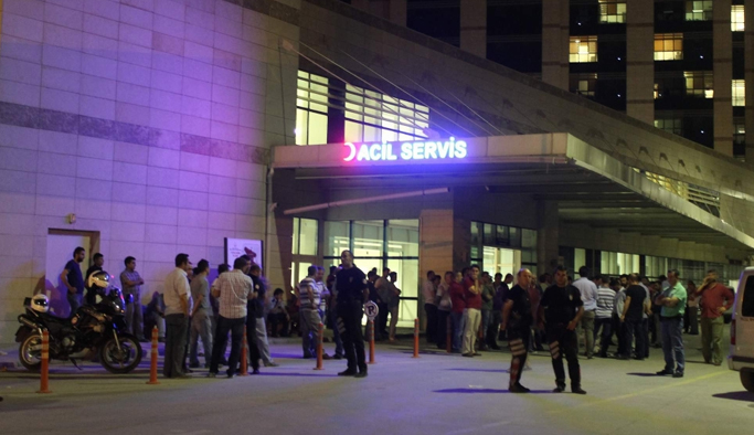 Bıçaklı kavgada kan aktı: 1 ölü, 5 yaralı