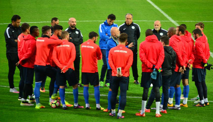 Hikmet Karaman: "Kazanmak zorundayız"