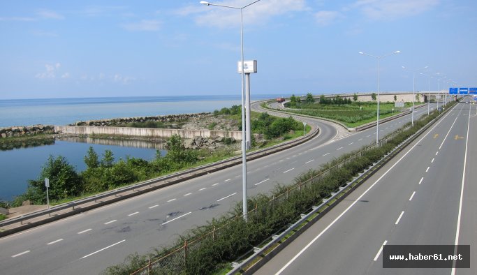 Trabzon'da o yolu kullanacaklar sürücülere uyarı