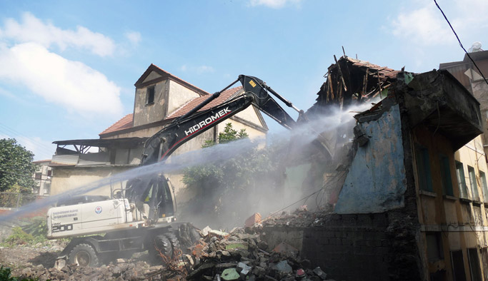 Çömlekçi'de hak sahiplerine 50 Milyon TL