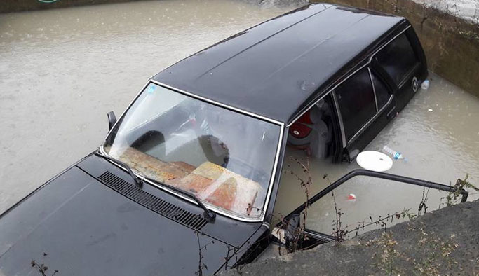 Rize'de ilginç kaza!