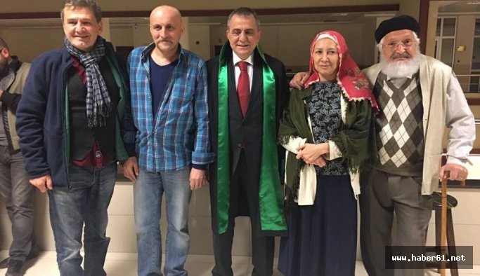 Yomra Belediye Başkanı Sümela'nın Şifresi 2 filminde oynadı