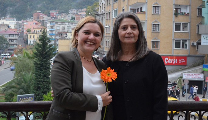 CHP Heyetinden Trabzon Barosuna ziyaret