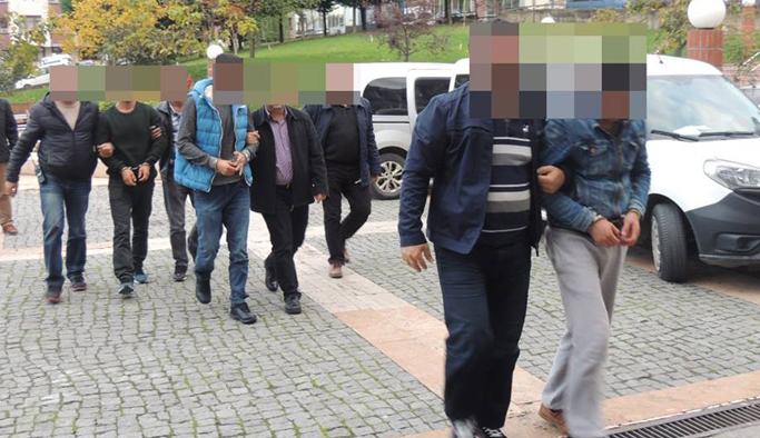 Kasa hırsızları polisten kaçamadı: Trabzon Havalimanı'nda...