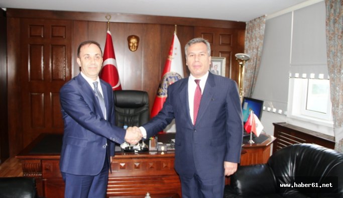 Trabzon Emniyeti'nde bayrak değişimi