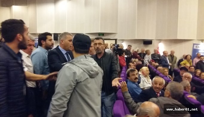 CHP konferansında provokatör tartışması