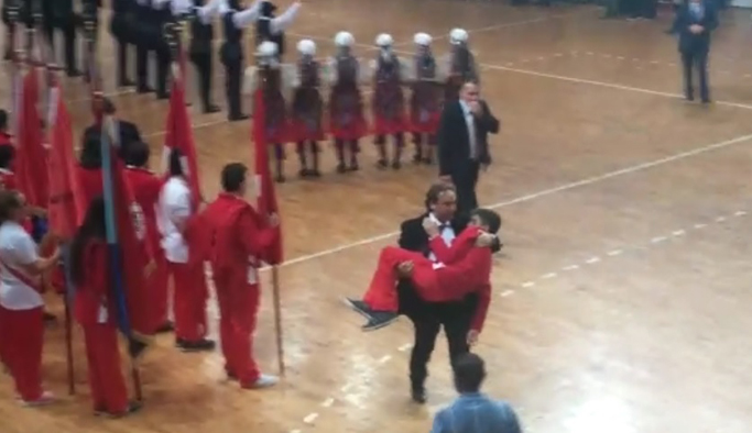 Trabzon'da 29 Ekim Kutlamalarında tatsız olay