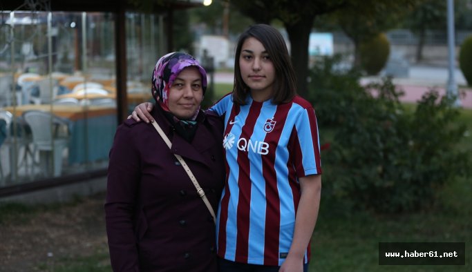 Trabzonlu işadamından Elifnur Deniz'e Avni Aker daveti